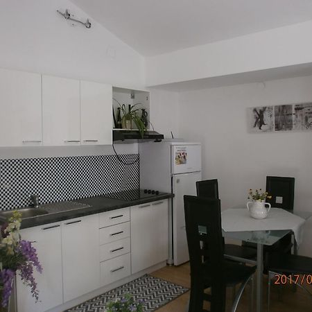 Apartments Paradiso Samobor Bagian luar foto